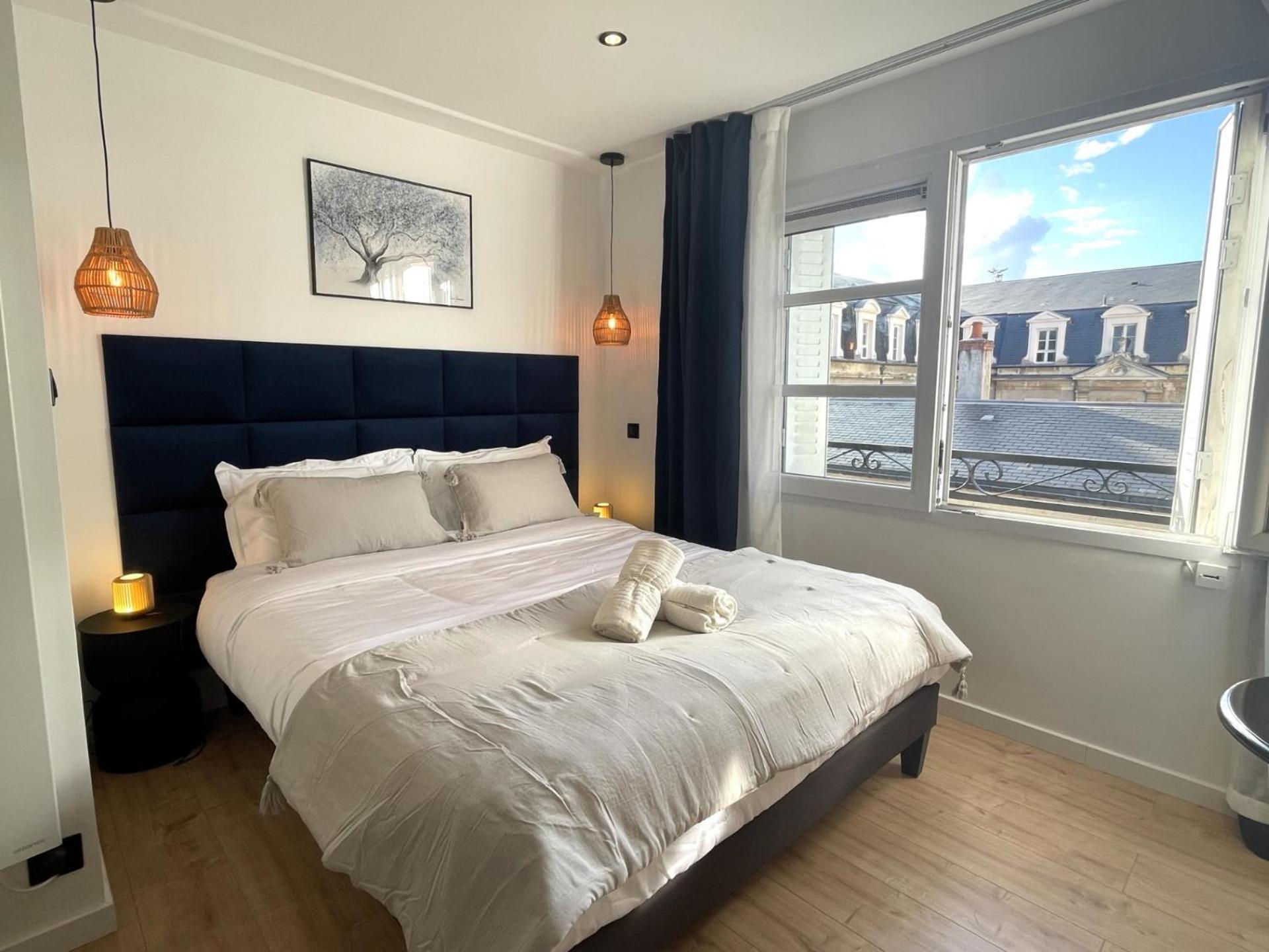Sous Le Chene Bleu - Appartement Cosy Au Coeur De 第戎 外观 照片
